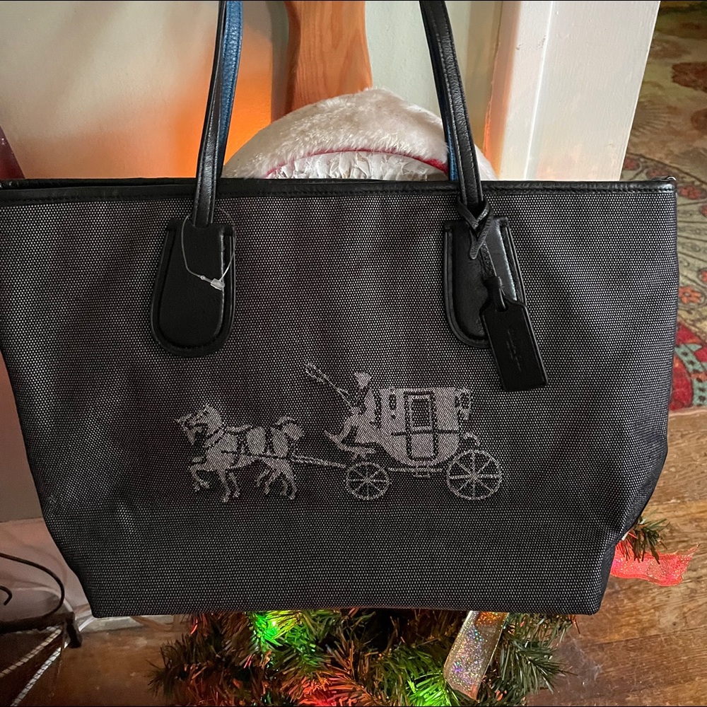 Coach Large Tote COACH Carriage NWOT Purse